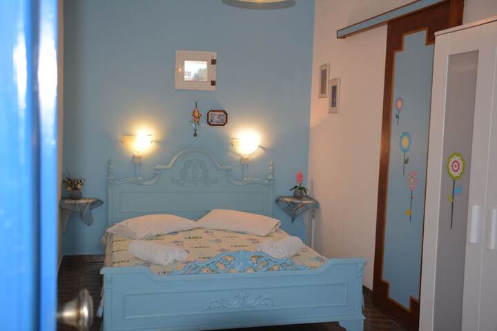 Room 15 of 96