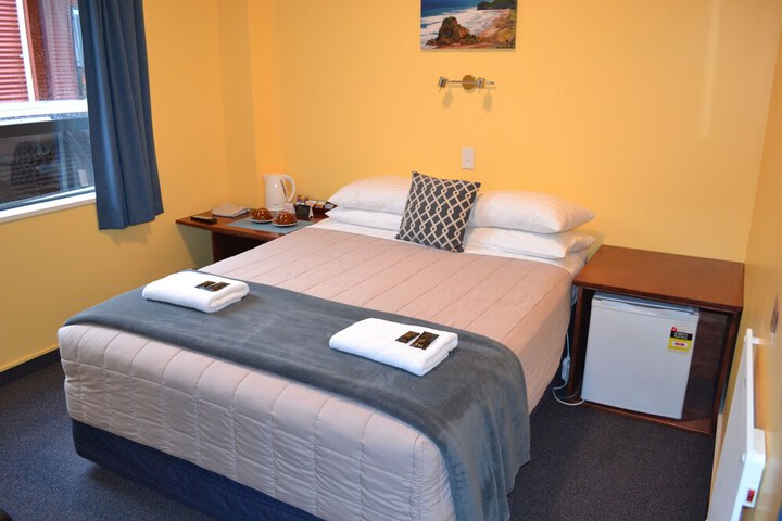 Room 11 of 79