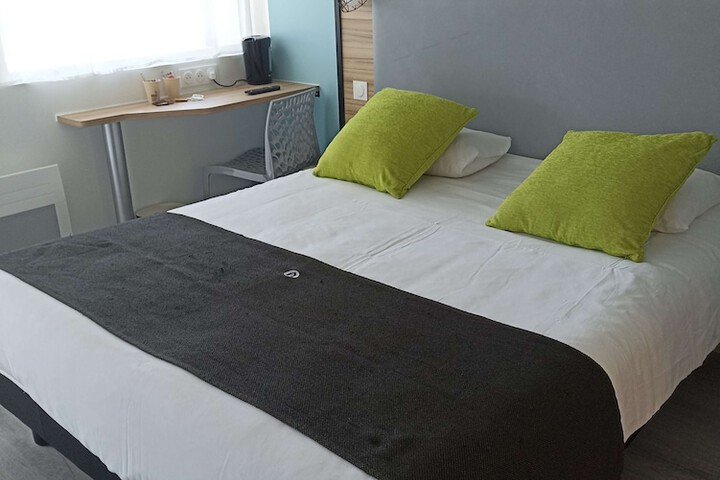 Room 19 of 53