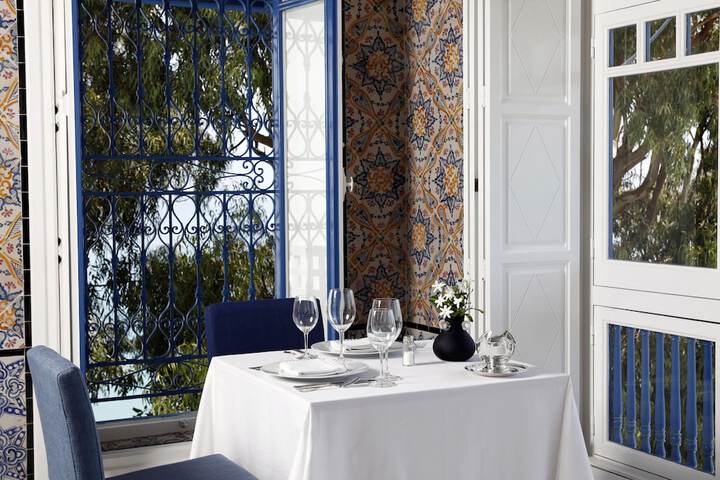 Dining 59 of 65