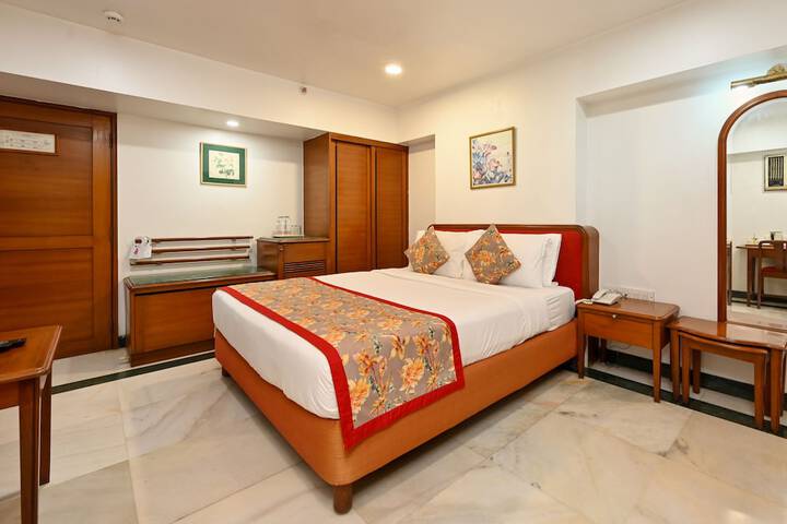 Room 15 of 54