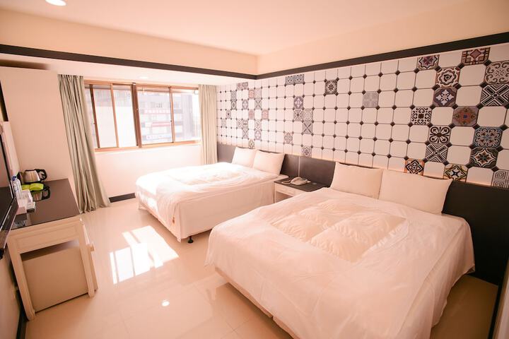 Room 21 of 71