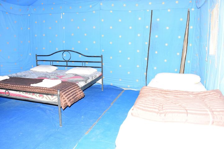 Room 6 of 123