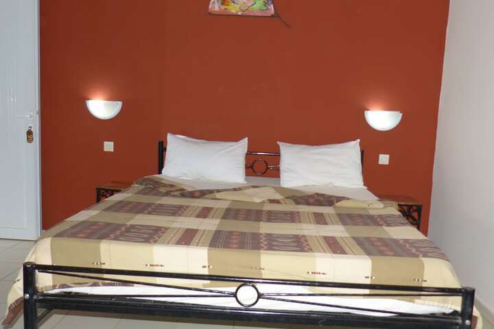 Room 10 of 62