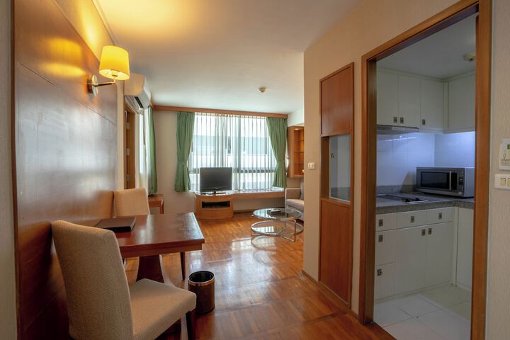 Room 26 of 62
