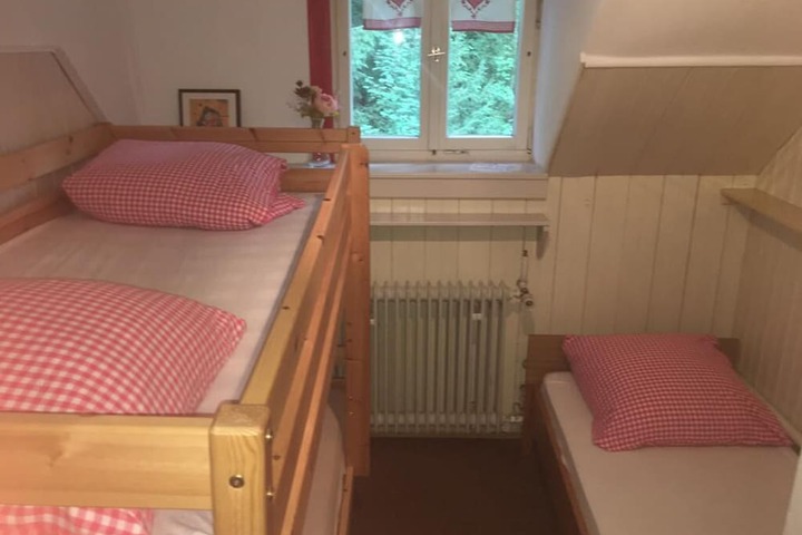Room 2 of 8
