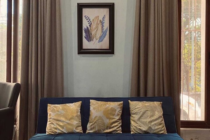 Room 12 of 61