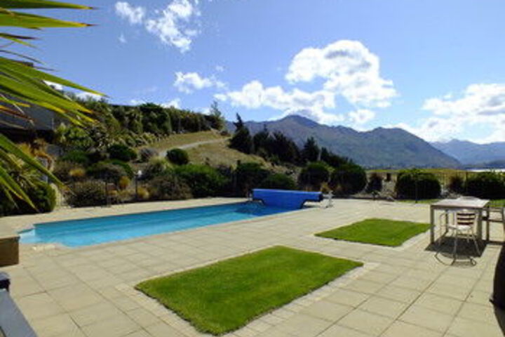Pool 20 of 23