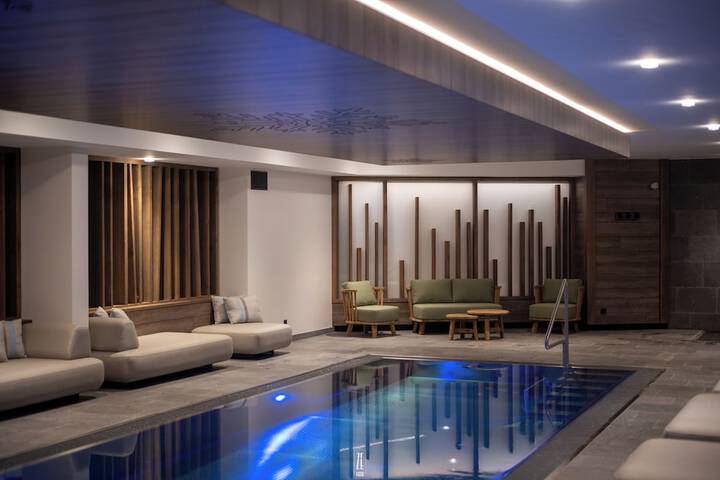 Pool 48 of 112