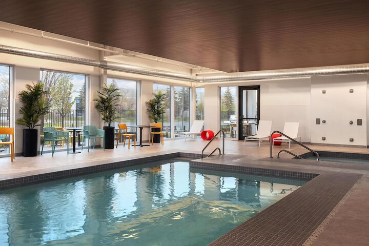 Photo of Home2 Suites by Hilton Vaughan Toronto On Pool