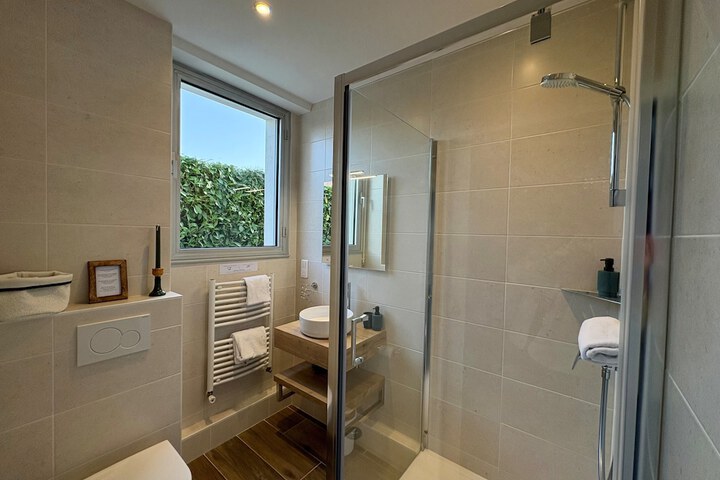 Bathroom Interior Photo