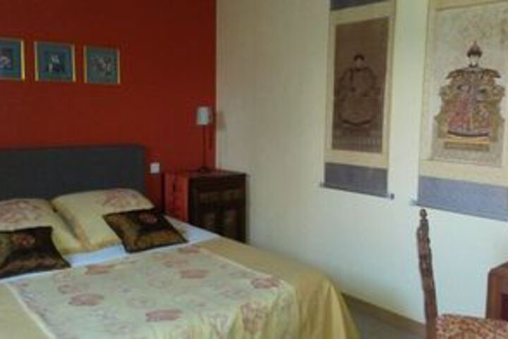 Room 8 of 25
