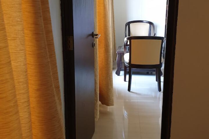 Room 28 of 124