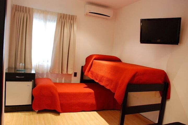 Room 45 of 110