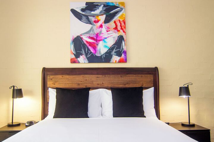 Room 25 of 57
