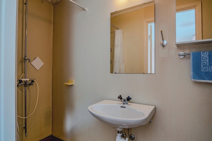 Room 60 of 148