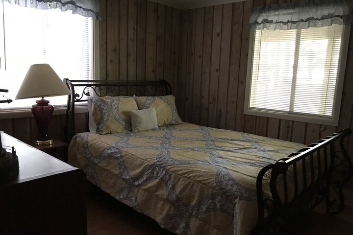 Room 71 of 400