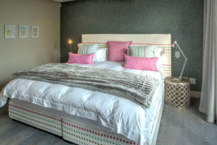 Room 34 of 74