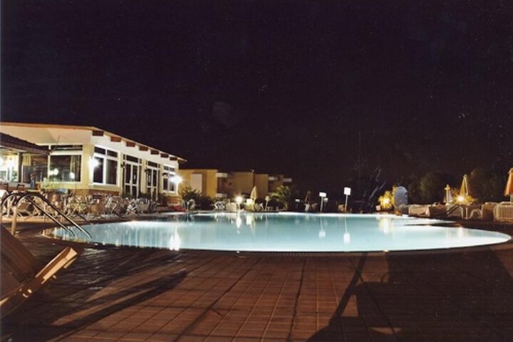 Pool 3 of 6