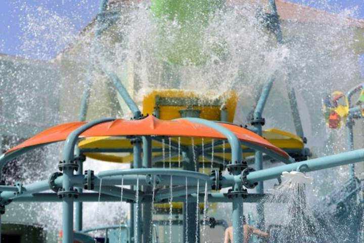 Aqua center