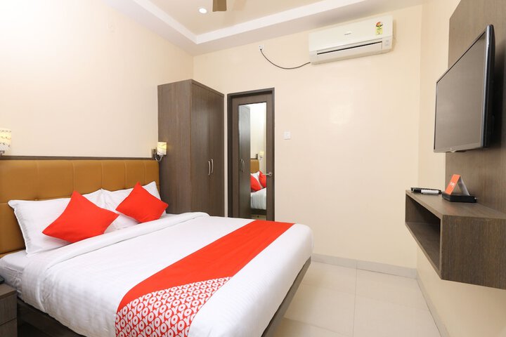 Room 15 of 20