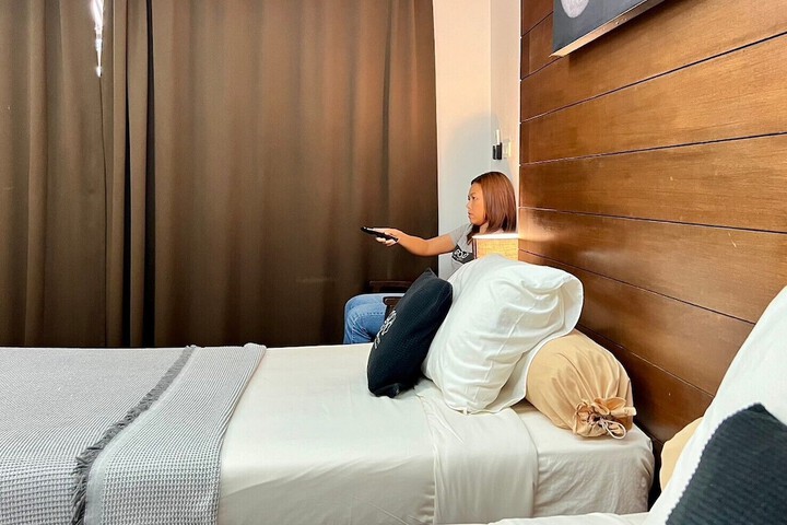 Room 35 of 94