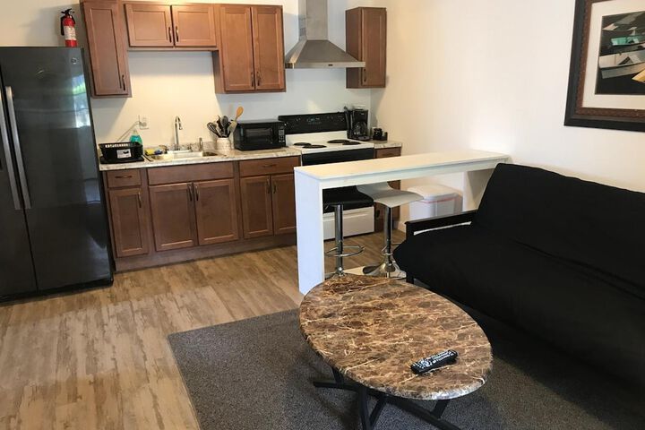Room 10 of 32