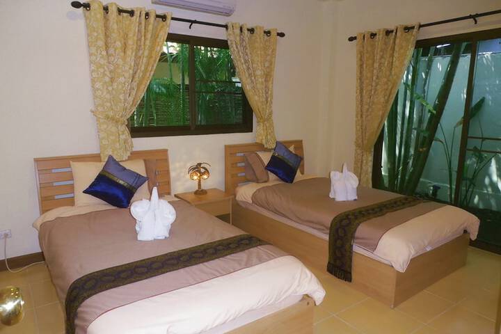 Room 6 of 91