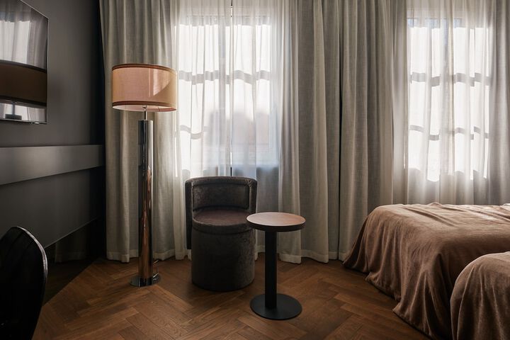 Room 21 of 86