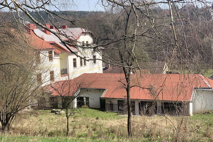 Hotel 7 of 37