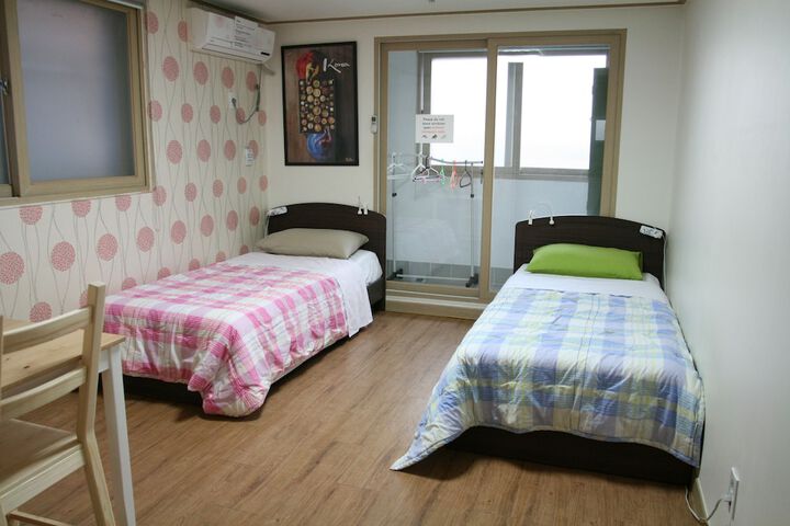 Room 19 of 39