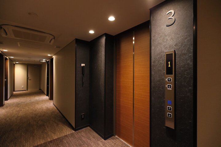 Ballroom/Hall 61 of 70