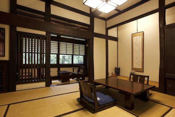 Dining Photos