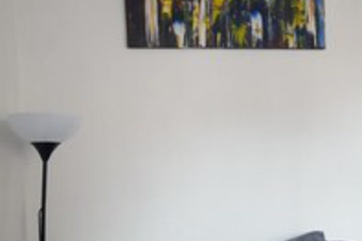 Room 11 of 13