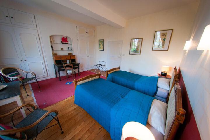 Room 18 of 54