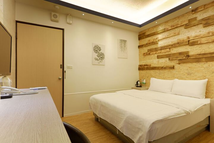 Room 75 of 232
