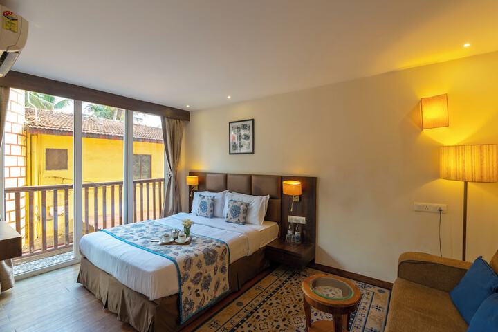 Room 9 of 26