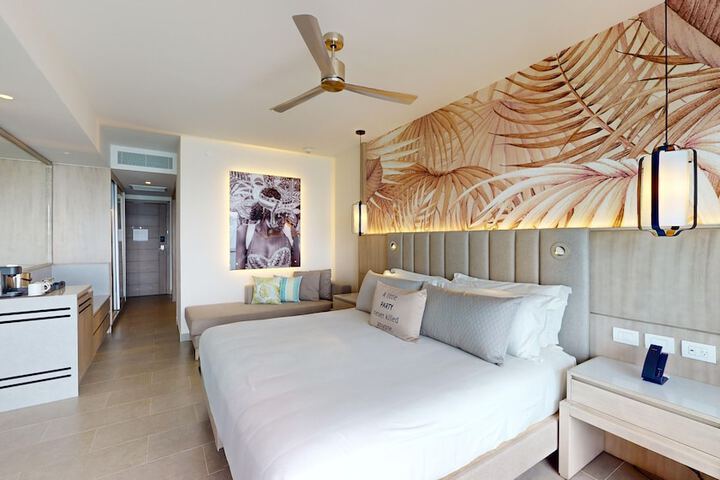 Room 41 of 235