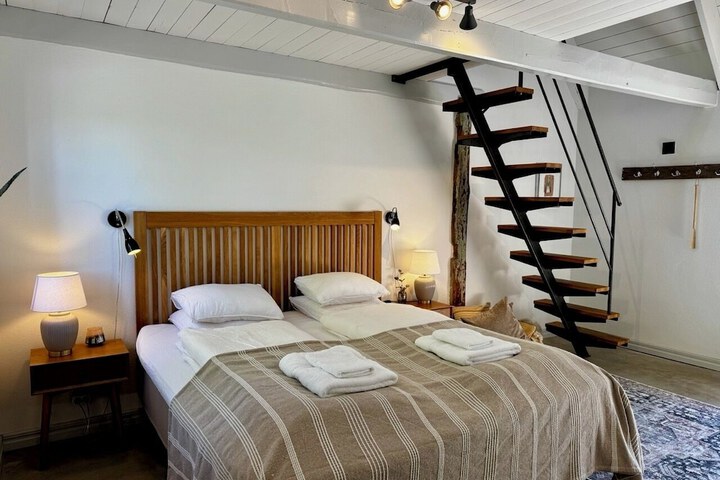 Room 16 of 86