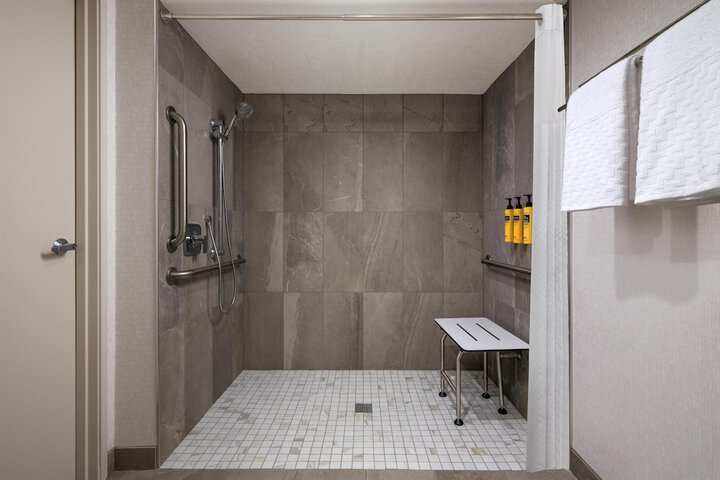 Room 46 of 58