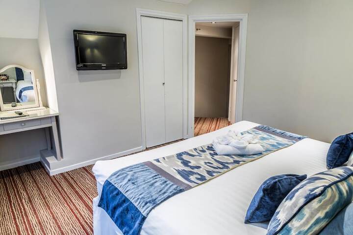 Room 18 of 68