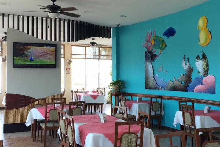 Dining Photos