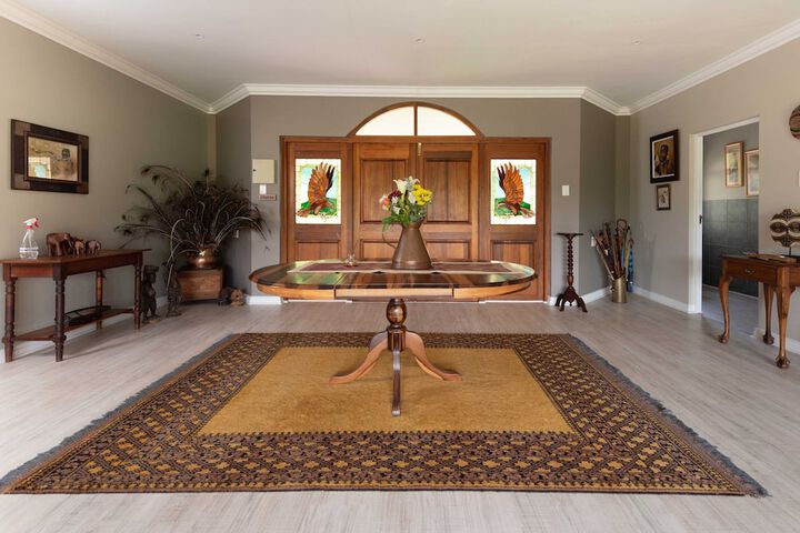 TENIKWA NATURE LODGE AND FAMILY SUITES