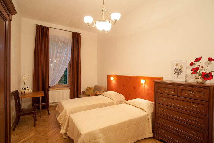 Room 5 of 26