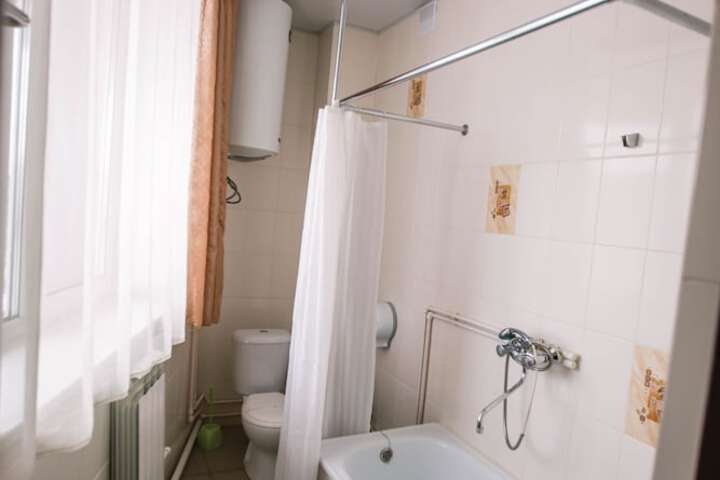 Room 53 of 62