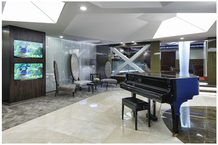 Hotel Lobby