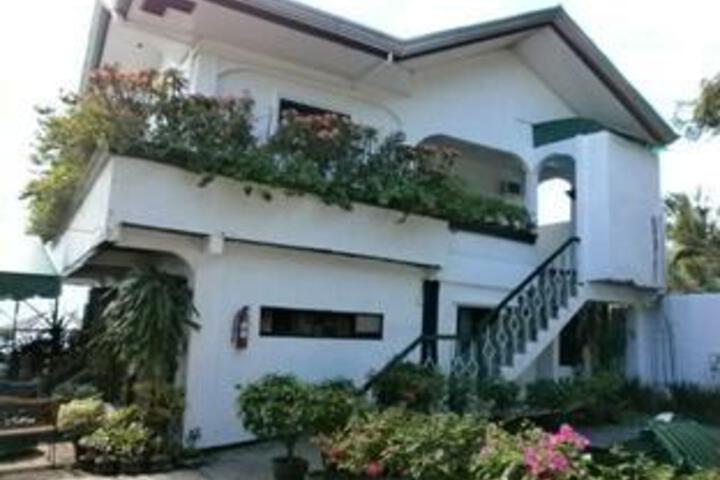 San Roque Paradise Hotel