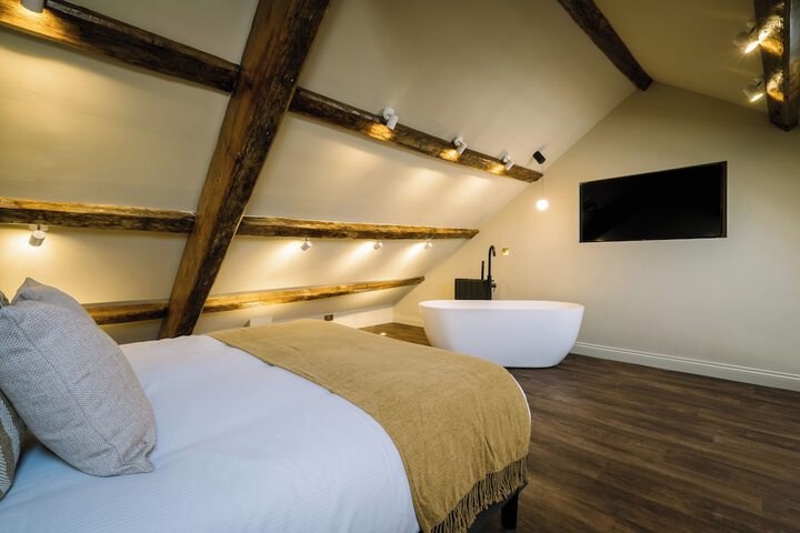 Room 2 of 48
