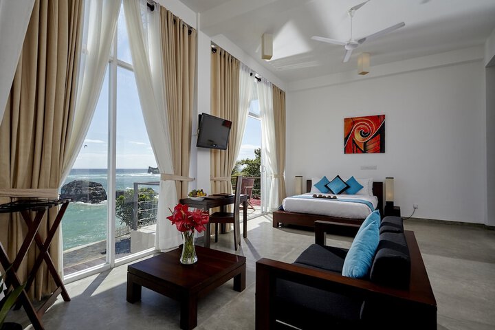 Room 14 of 53