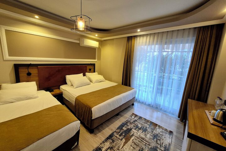 Room 26 of 58